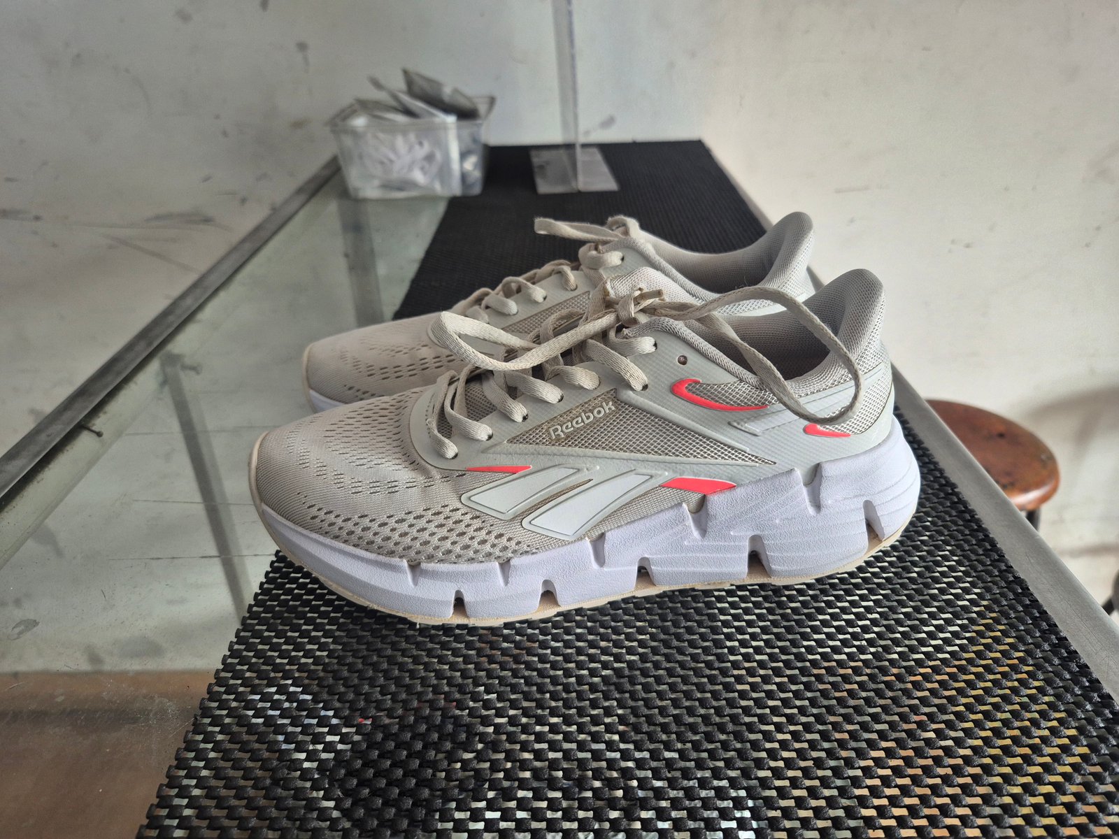 Hasil Cuci Sepatu After